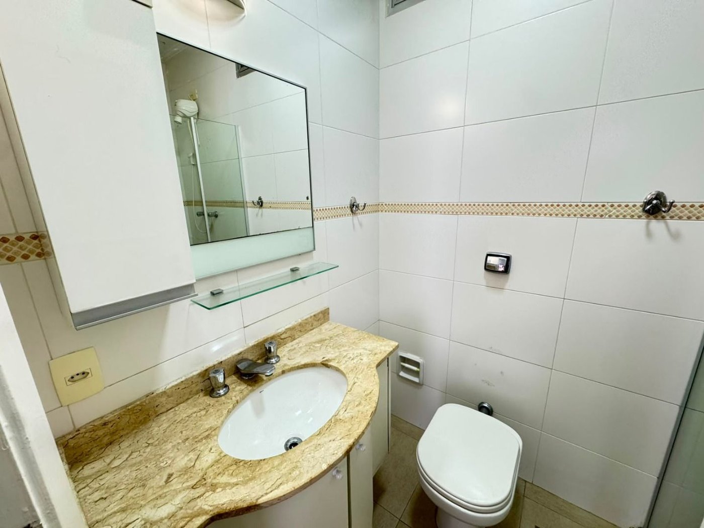 Apartamento com 2 dormitórios para alugar, 113 m² por R$ 5.900,02/mês - Gonzaga - Santos/SP