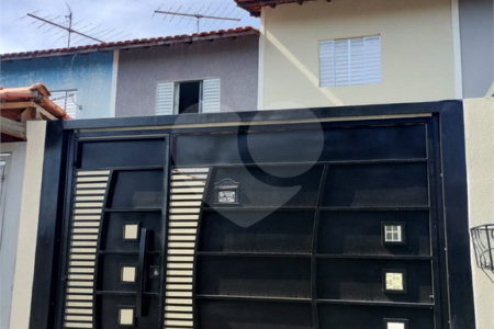 Casa à venda com 2 quartos, sendo 1 suíte, em Vila Caputera, Mogi das Cruzes, SP