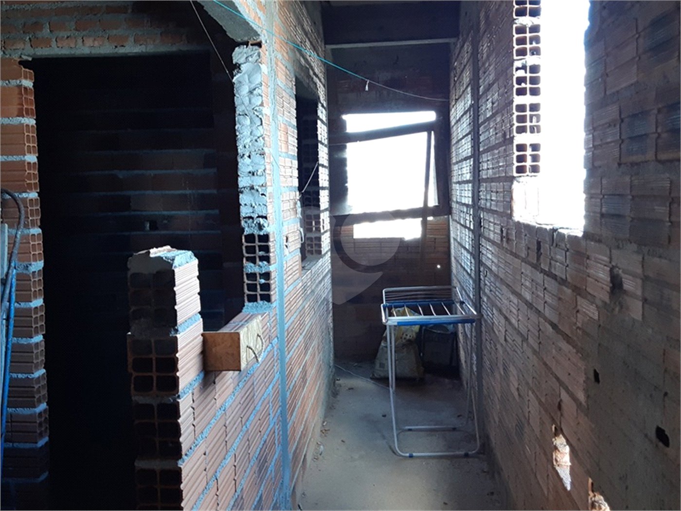 Sobrado à venda com 20 quartos em Jardim Peri, São Paulo, SP