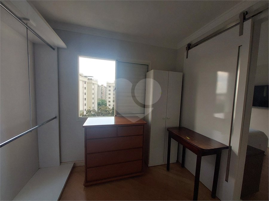 Apartamento à venda com 3 quartos, sendo 2 suítes,  em Cidade São Francisco, São Paulo, SP