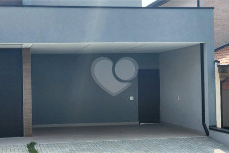Casa à venda com 3 suítes no condomínio Vita Verdi, Valinhos - SP