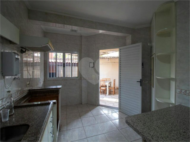 Casa à venda com 3 quartos, sendo 1 suíte, em Butantã, São Paulo, SP
