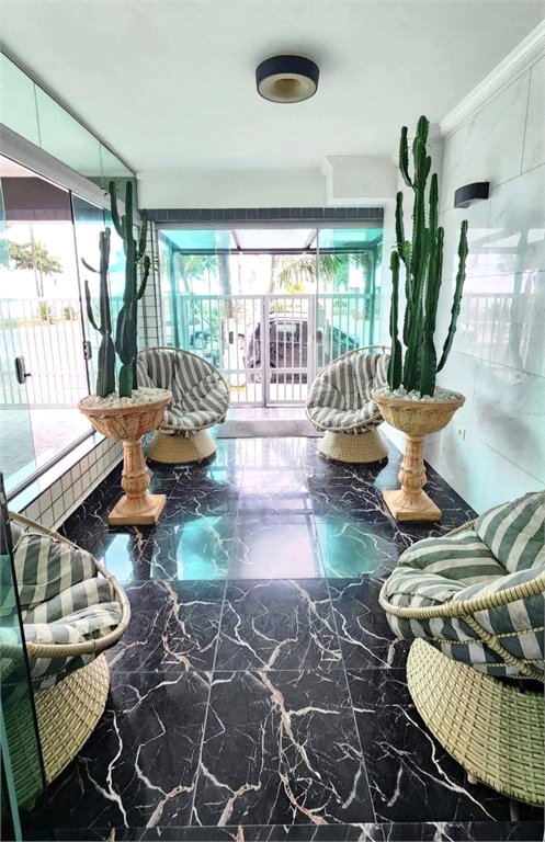 Apartamento à venda com 1 quarto em Real, Praia Grande, SP