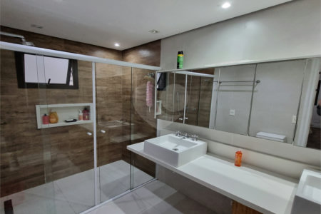 Apartamento à venda com 3 suítes em Santana, São Paulo, SP