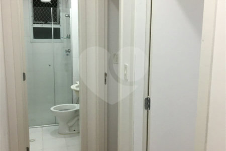 Apartamento à venda com 3 quartos, sendo 1 suíte, em Parque Residencial Aquarius, São José dos Campos, SP