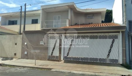 Casa à venda com 5 quartos, sendo 1 suíte,  em Jardim Paulista, São Carlos, SP