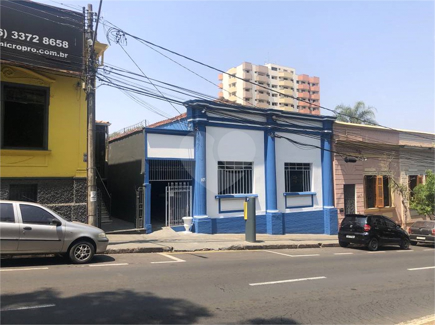 Casa Comercial no Centro.