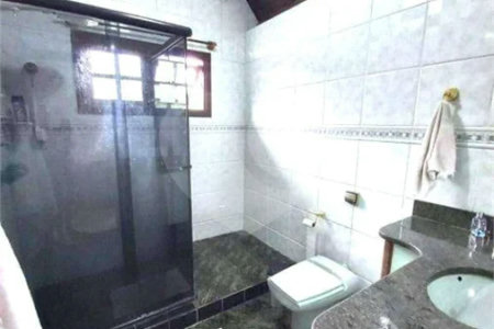 Casa à venda no Condomínio Vista Alegre Sede em Vinhedo/SP
