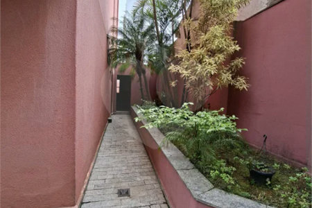 GRANDE OPORTUNIDADE DE COMPRA! APARTAMENTO DE 96m² NO CONDOMÍNIO CÓRSEGA