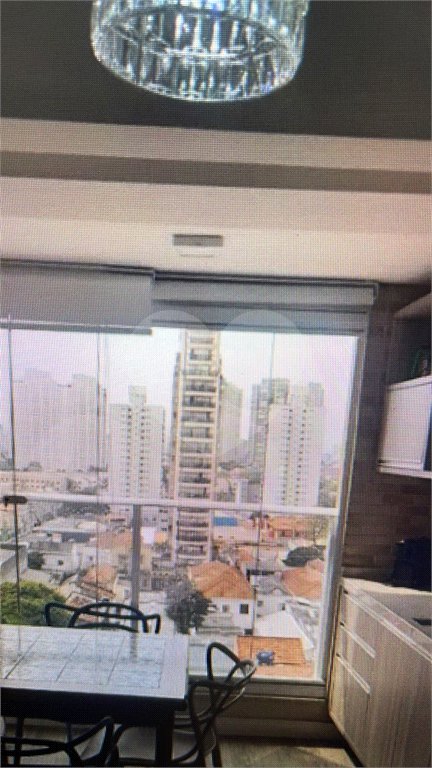 Apartamento na Mooca com 77m2 com 3 dormitórios sendo 1 suíte, 3 banheiros, 2 vagas de garagem