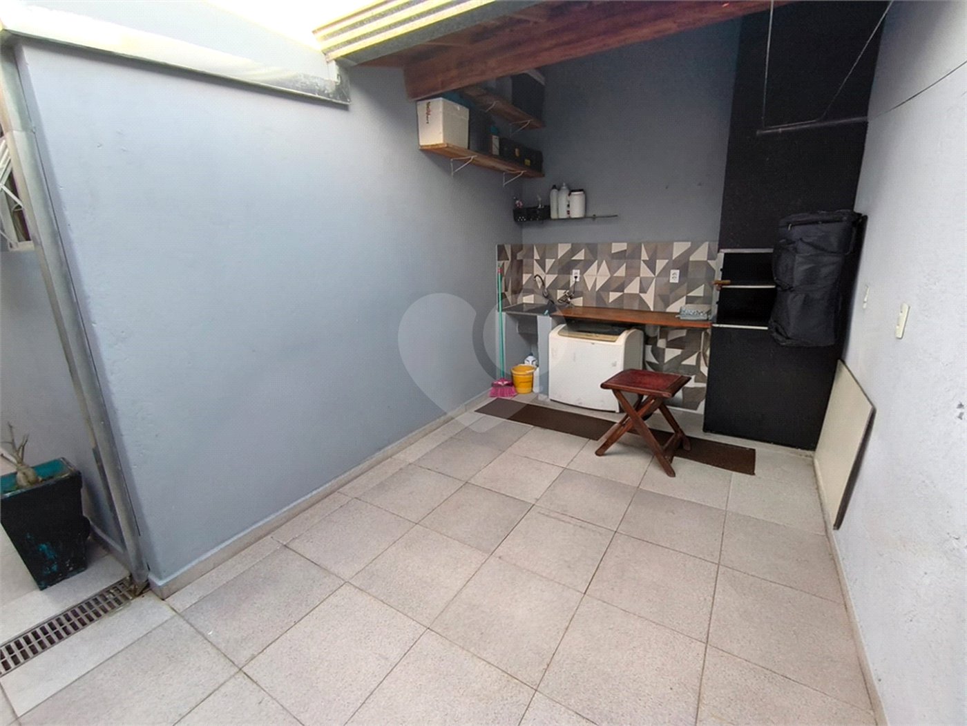 Casa à venda com 3 quartos, sendo 2 suítes,  em Vila Carolina, Itapetininga, SP