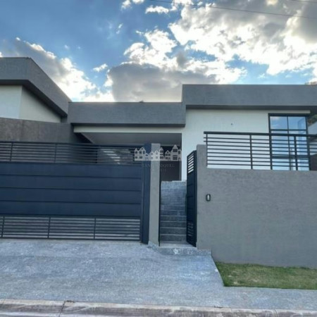 Casa à venda com 3 suítes em Loteamento Residencial Boa Vista, Atibaia, SP