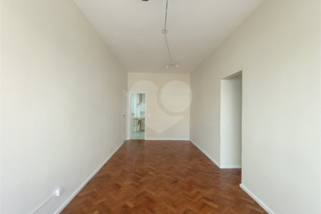 Apartamento à venda com 3 quartos, sendo 1 suíte,  em Tijuca, Rio de Janeiro, RJ