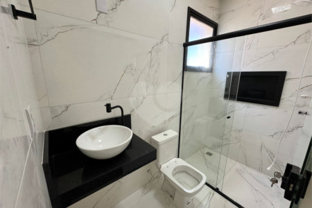 Casa à venda com 5 quartos, sendo 4 suítes, no condomínio Golden Ville, Itapetininga - SP
