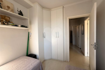 Casa à venda com 3 quartos, sendo 1 suíte, no condomínio Village Sarriá, Sorocaba - SP