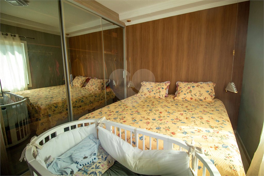 Casa à venda ou para alugar com 5 quartos, sendo 1 suíte, no condomínio Vila de Roma, São Roque - SP