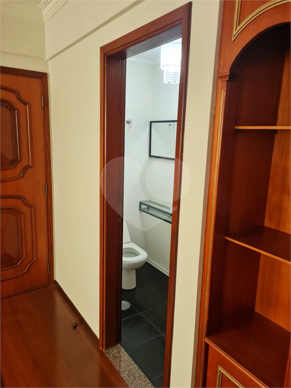 Apartamento à venda com 3 quartos, sendo 1 suíte,  em Vila Angeli, Valinhos, SP