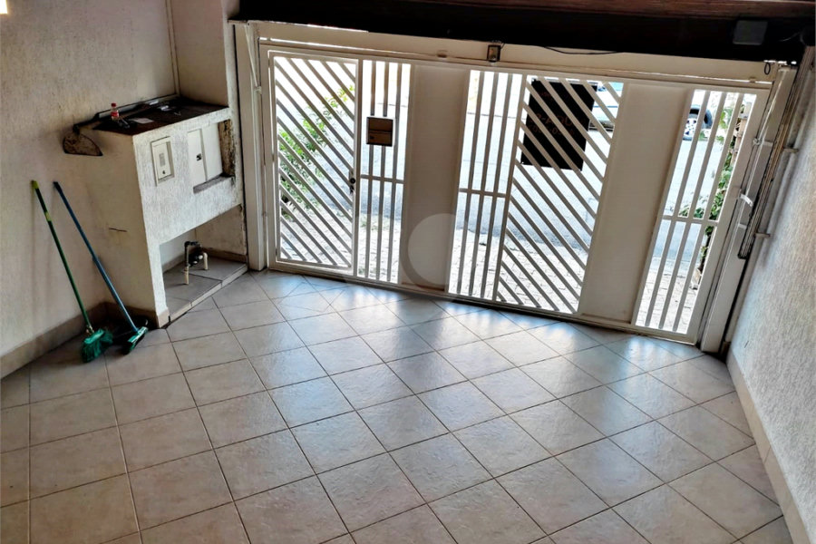 Sobrado à venda com 3 quartos, sendo 1 suíte,  em Vila Medeiros, São Paulo, SP