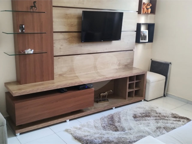 Sobrado à venda com 3 quartos, sendo 1 suíte,  em Penha, São Paulo, SP