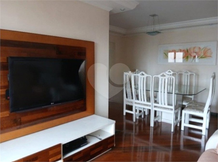 Apartamento à venda com 3 quartos, sendo 1 suíte, em Mooca, São Paulo, SP
