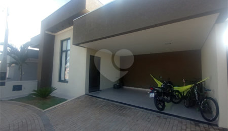 Casa à venda com 3 quartos, sendo 1 suíte,  em Residencial Lago dos Ipês, Itapetininga, SP