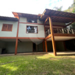 Sobrado à venda com 3 quartos, sendo 1 suíte,  em Serra da Cantareira, Mairiporã, SP