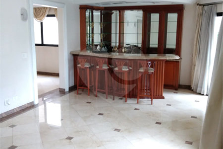 Apartamento à venda com 4 quartos, sendo 2 suítes, em Vila Monumento, São Paulo, SP