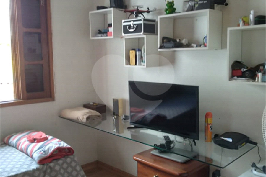 Sobrado à venda com 4 quartos, sendo 1 suíte,  em Limão, São Paulo, SP