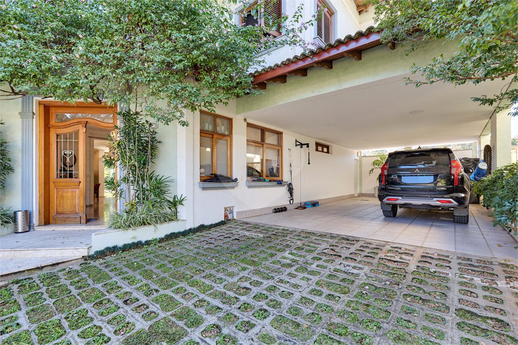 Casa à venda com 4 suítes no condomínio Fontana Verde, São Paulo - SP