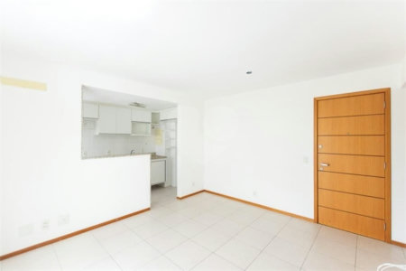 Apartamento à venda com 2 quartos, sendo 1 suíte, em Praça da Bandeira, Rio de Janeiro, RJ