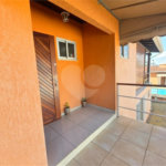 Casa à venda com 3 quartos, sendo 1 suíte, no condomínio Estância Marambaia, Vinhedo - SP