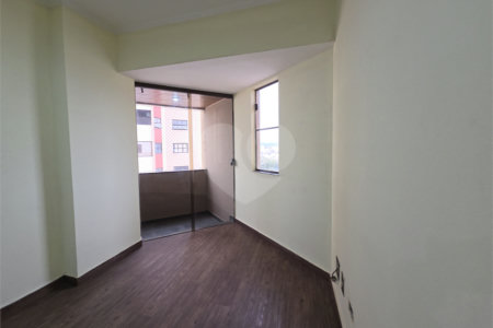Apartamento à venda com 3 quartos, sendo 2 suítes, no Centro, Sorocaba, SP