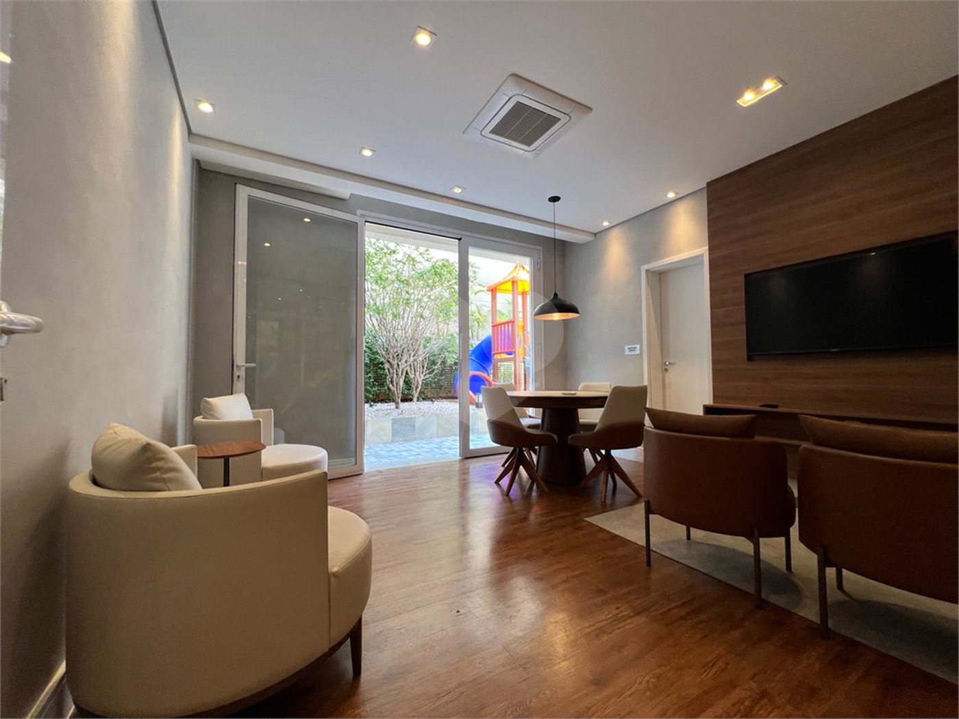 Apartamento à venda com 4 suítes em Santana, São Paulo, SP