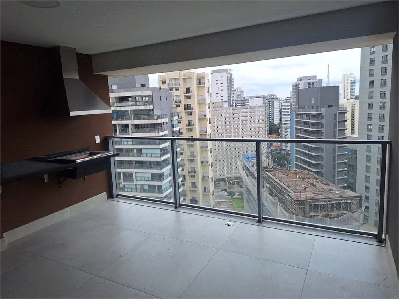 Apartamento à venda com 3 suítes em Sumarezinho, São Paulo, SP