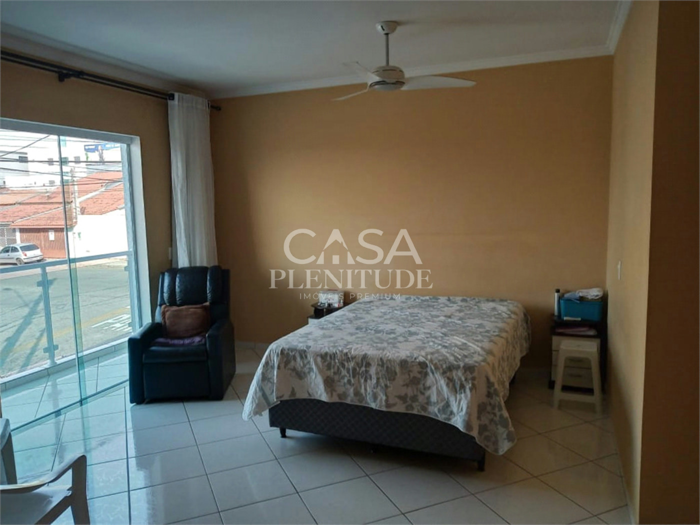 Sobrado à venda com 3 quartos, sendo 1 suíte,  em Wanel Ville, Sorocaba, SP