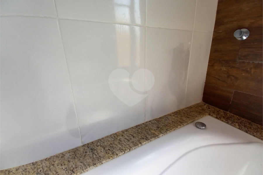 Casa para alugar com 4 suítes no condomínio Milenium, São Paulo - SP