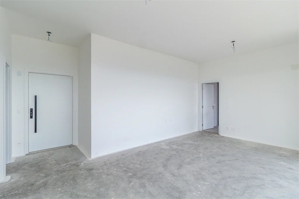 Apartamento à venda ou para alugar com 4 quartos, sendo 3 suítes,  em Jardim Morumbi, São Paulo, SP