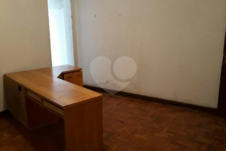 Sobrado à venda com 3 quartos, sendo 1 suíte, em Vila Gustavo, São Paulo, SP
