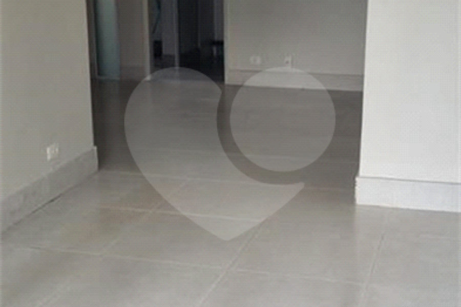 Apartamento à venda com 3 quartos, sendo 1 suíte,  em Santana, São Paulo, SP