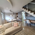 Casa à venda com 3 quartos, sendo 1 suíte, no condomínio Villaggio Tronchim, São Paulo - SP