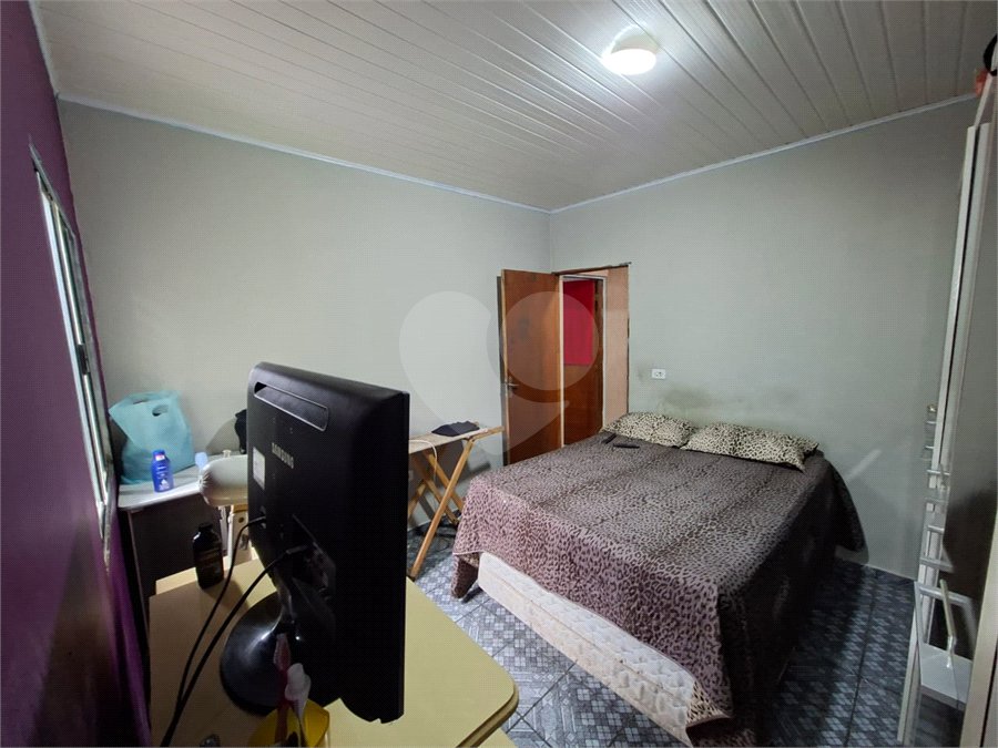 Casa à venda com 4 quartos, sendo 1 suíte,  em Vila Santa Maria, Guarulhos, SP
