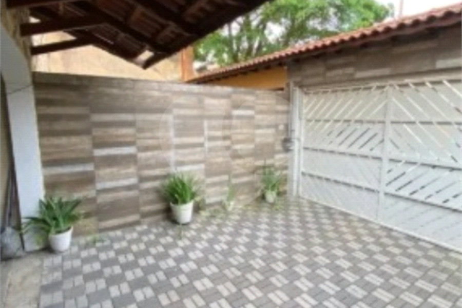 Sobrado à venda com 3 suítes em City Recanto Anastácio, São Paulo, SP