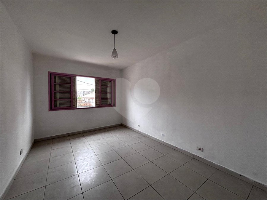 Sobrado à venda com 3 quartos em Vila Dom Pedro Ii, São Paulo, SP