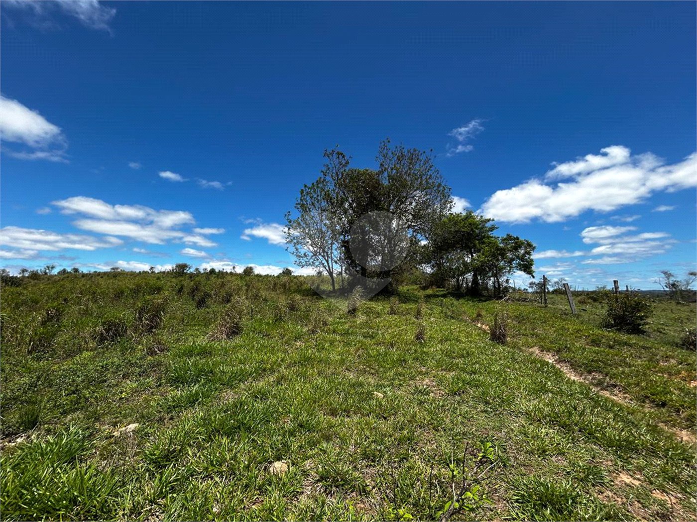 Sítio à venda com 2 quartos em Área Rural de Varginha, Itapetininga, SP