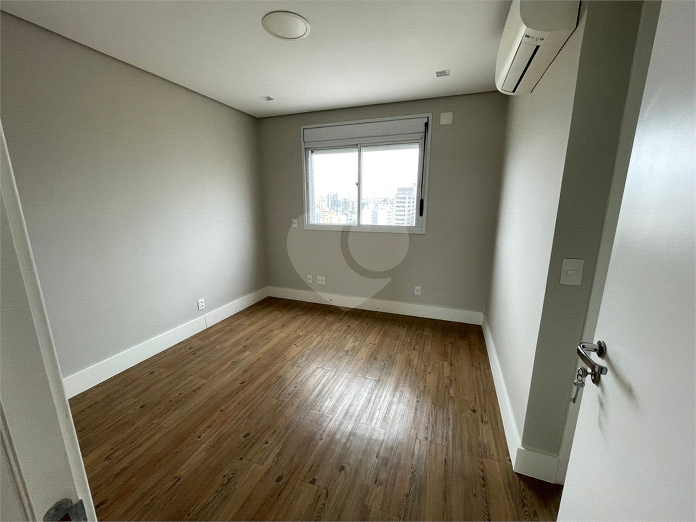Apartamento à venda com 4 suítes em Perdizes, São Paulo, SP