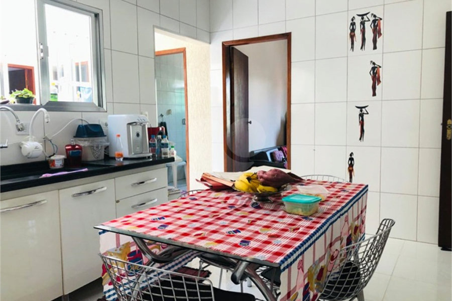 Sobrado à venda com 3 quartos, sendo 1 suíte, em Jardim Brasil (zona Norte), São Paulo, SP
