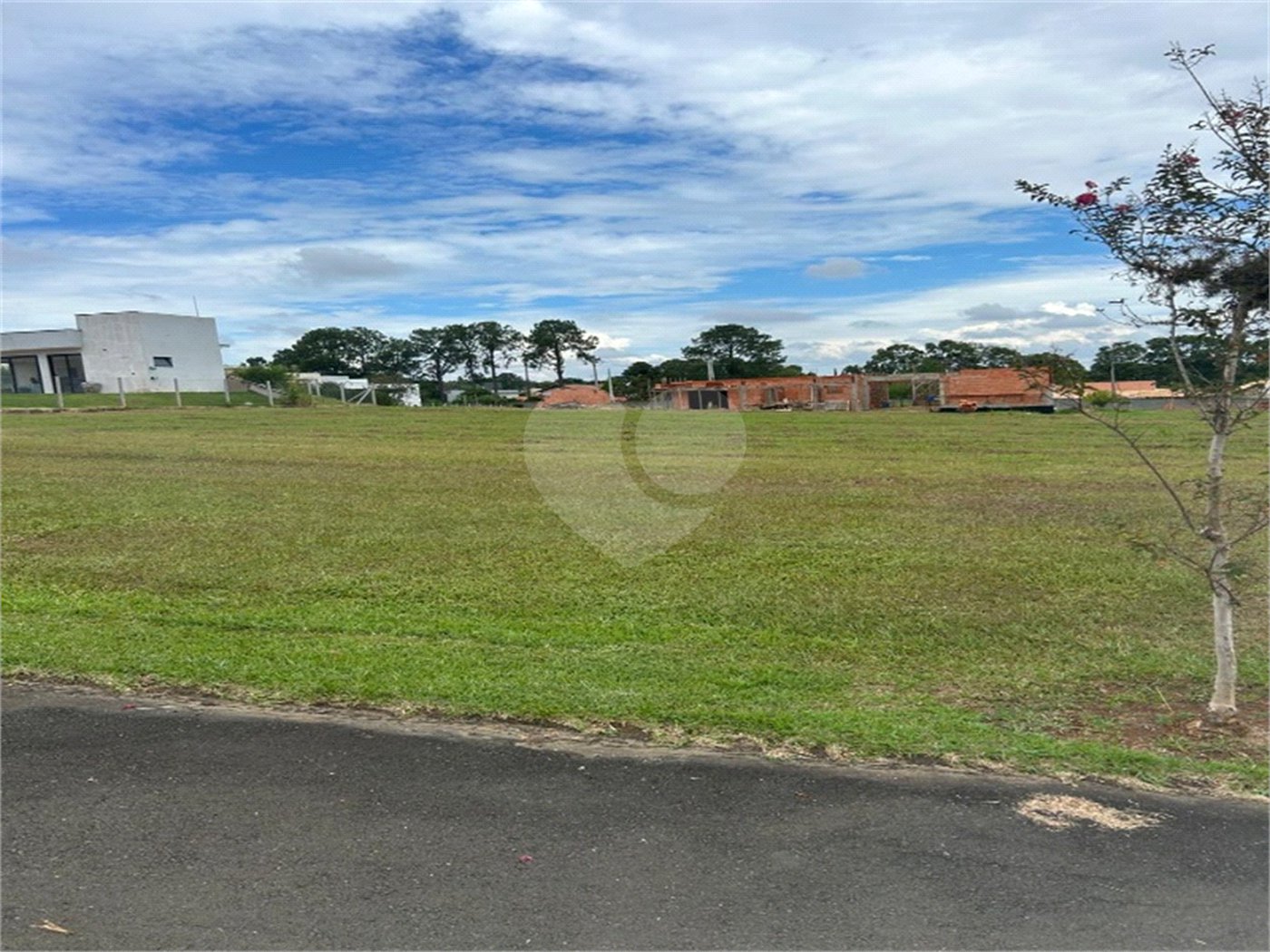 Terreno à venda no condomínio Residencial Dacha, Sorocaba - SP