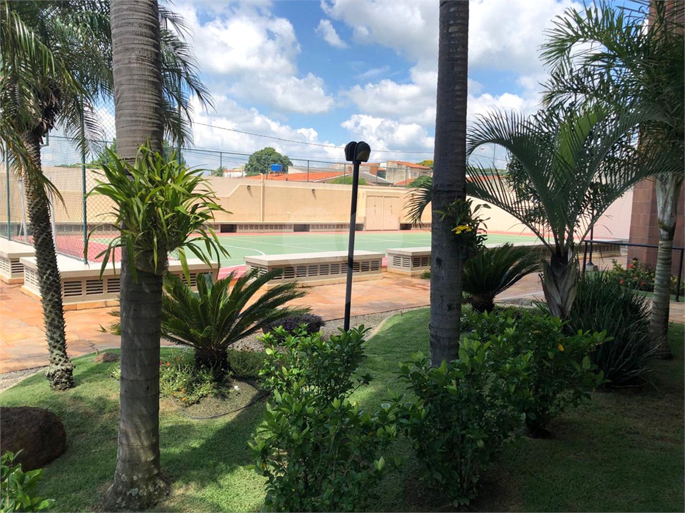 Apartamento à venda com 4 suítes em Vila Henrique, Salto, SP