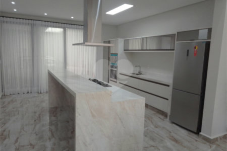 Casa à venda com 3 suítes no condomínio Villa dos Inglezes, Sorocaba - SP