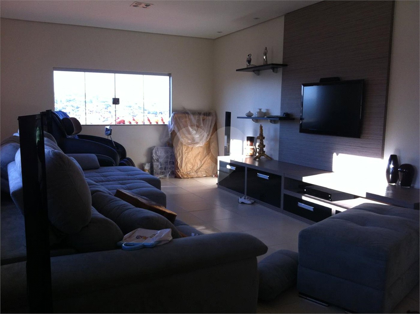 Sobrado à venda com 4 quartos, sendo 2 suítes,  em Ribeirânia, Ribeirão Preto, SP
